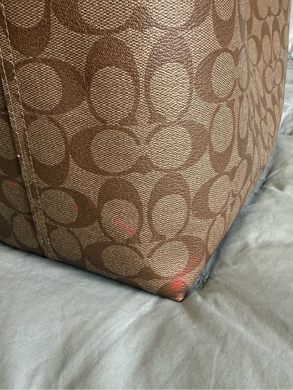 Coach Reversible City Tote and Matching Pink Pouch - Picture 6 of 14